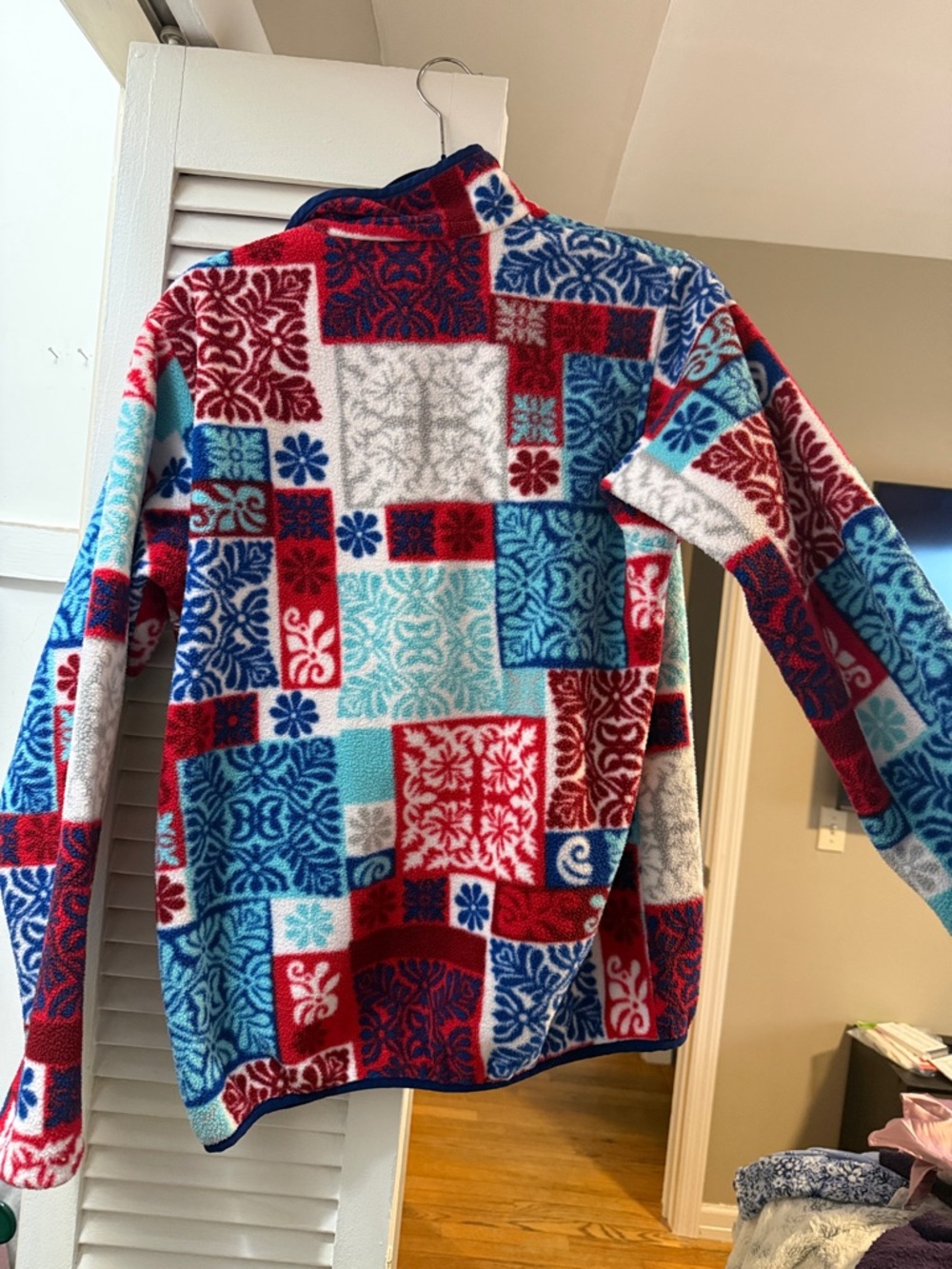 Patagonia Patchwork Fleece Pullover in Red, Blue, Light Blue, White - Picture 2 of 2
